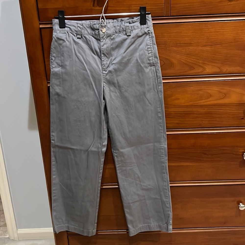 EUC Vineyard Vines Gray Khakis - Size 12